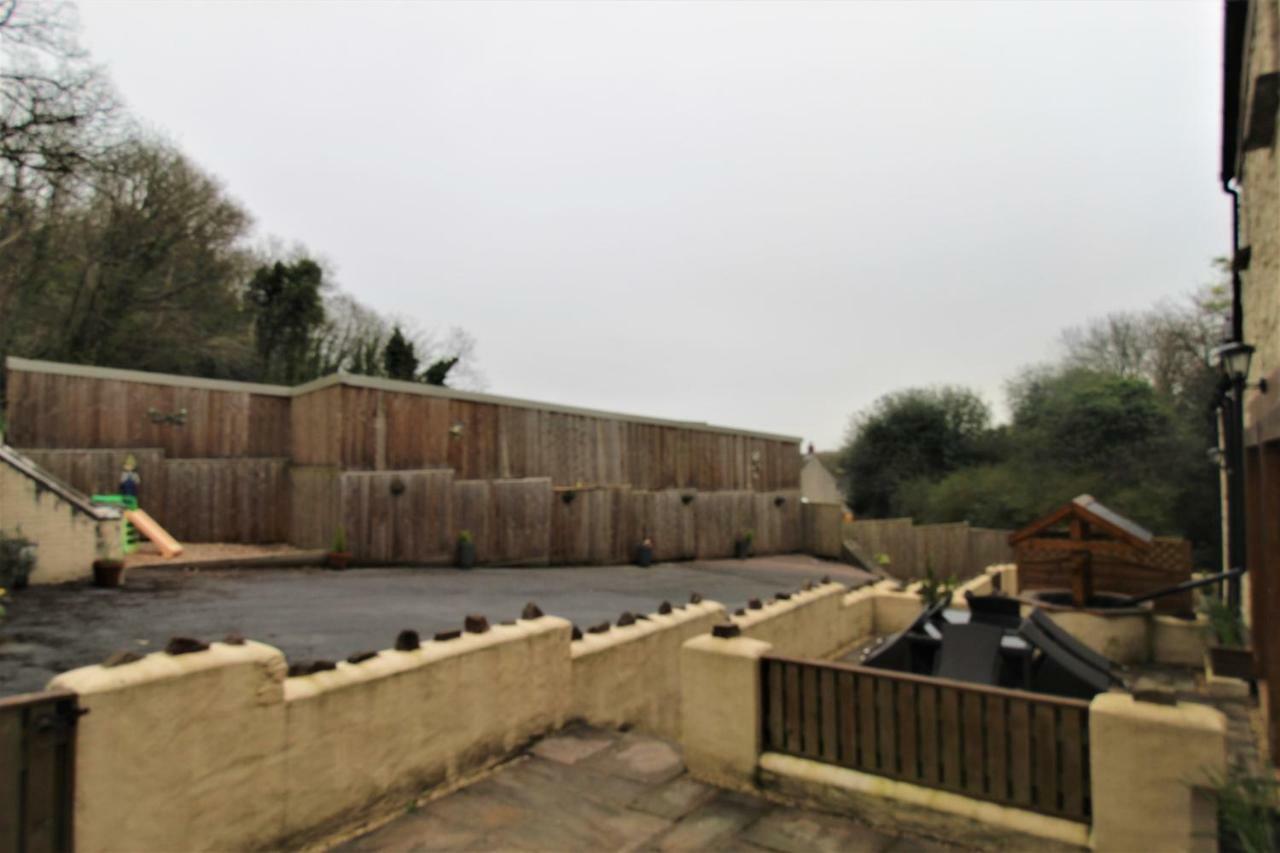 Fletcher Coach House Pendine Exterior foto